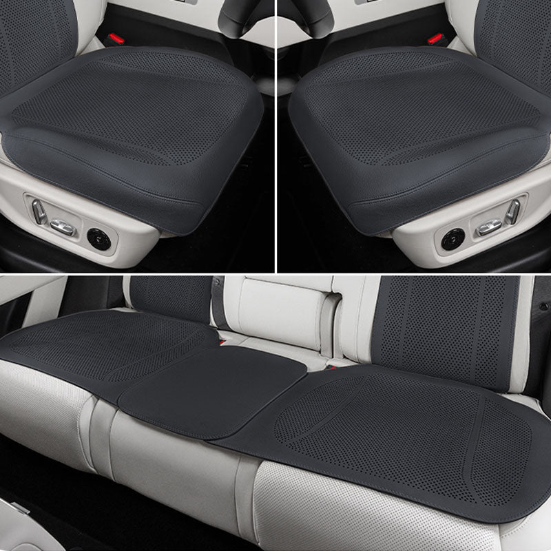 Black Nappa leather seat cushion installed on the rear seats