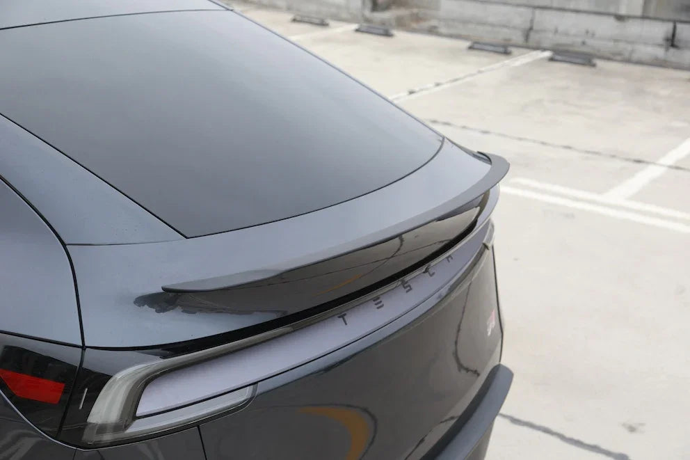 Performance spoiler installed on the rear tailgate of Model Y (2025–2026)