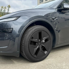 Close-up of the installed 19-inch Arachnid style aero wheel cover