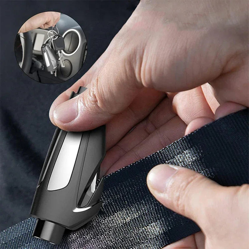 Activating the 3-in-1 car safety hammer with one hand