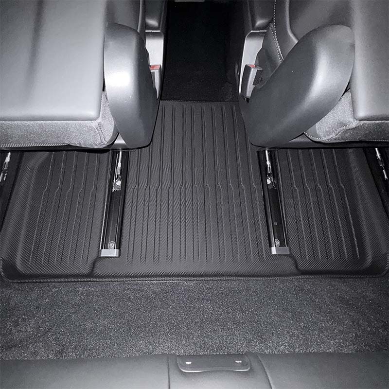 Rear floor liner installed in Tesla Model Y L (2026)
