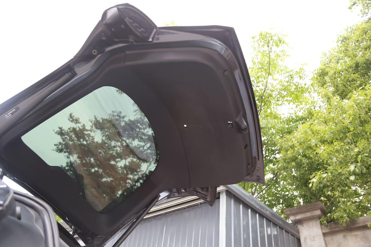 Rear trunk tailgate protective liner installed on Model Y